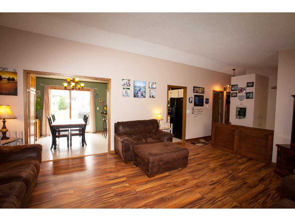 2005 16th St NW, Faribault, MN 55021 photo 3
