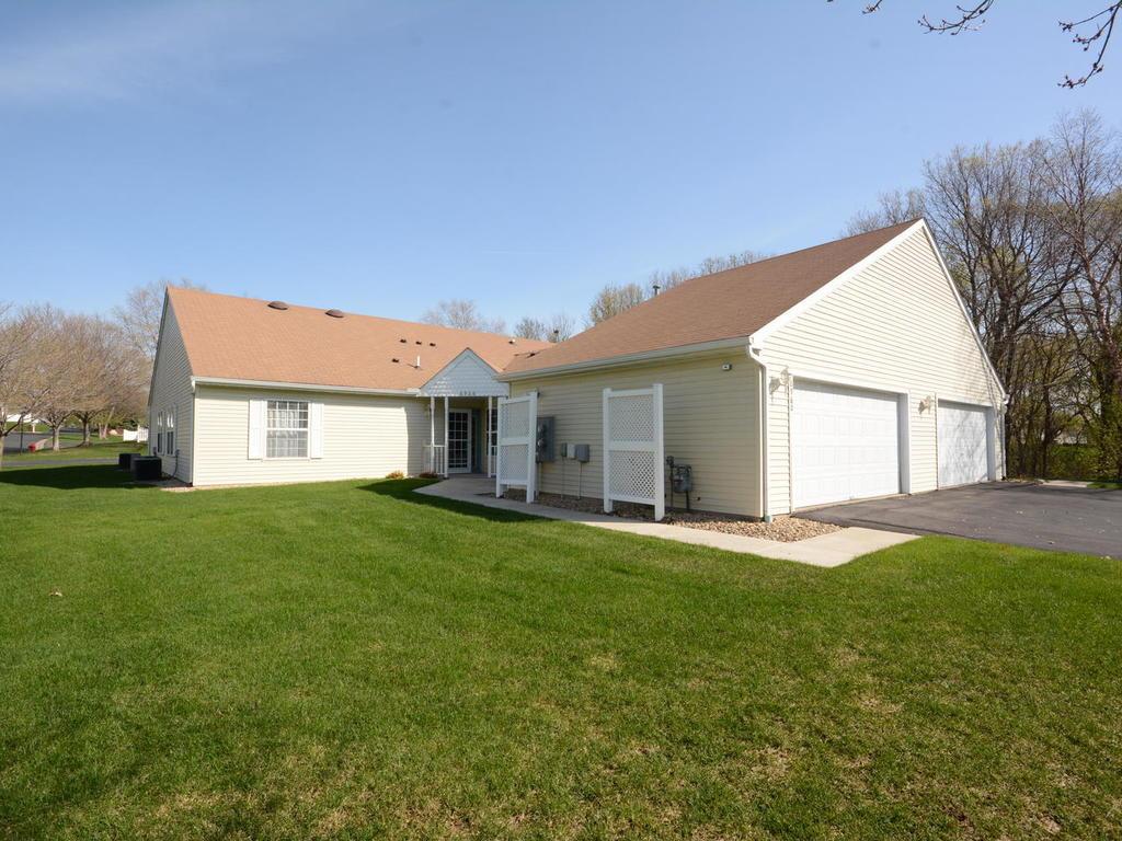 6960 Inverness Ct, Inver Grove Heights, MN 55077 photo 1
