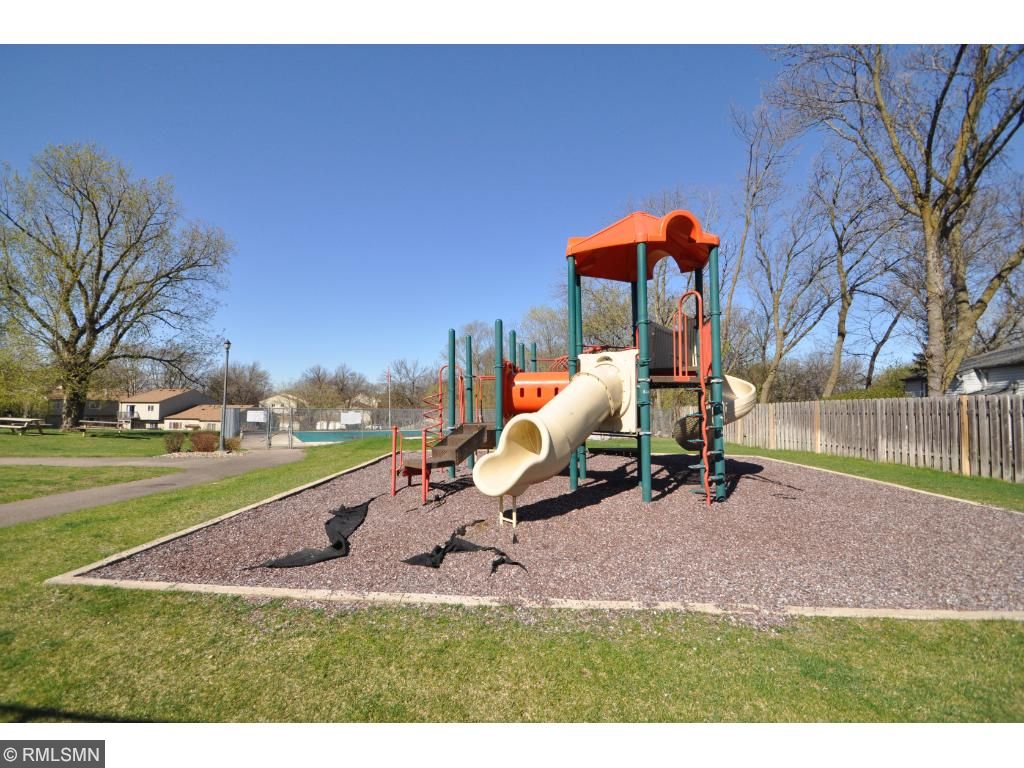 3449 Highlander Dr, Eagan, MN 55122 photo 24