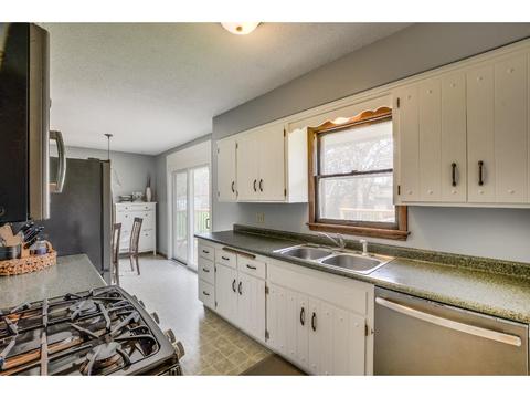 12004 Porter Dr, Champlin, MN 55316 photo 4