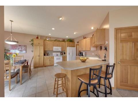 142 Creekview Ln, Loretto, MN 55357 photo 6