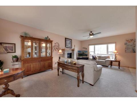 142 Creekview Ln, Loretto, MN 55357 photo 3