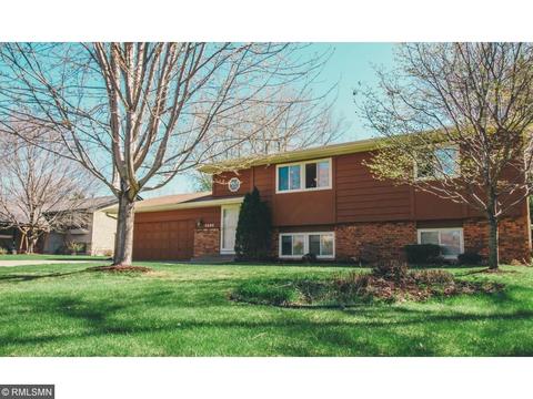 5550 Pascal St, Shoreview, MN 55126 photo 1
