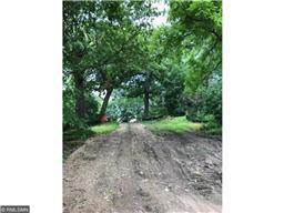 1058 E Circle Dr, Wayzata, MN 55391 photo 1