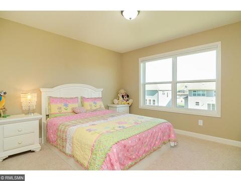 967 Monarch Trl, Eagan, MN 55123 photo 17
