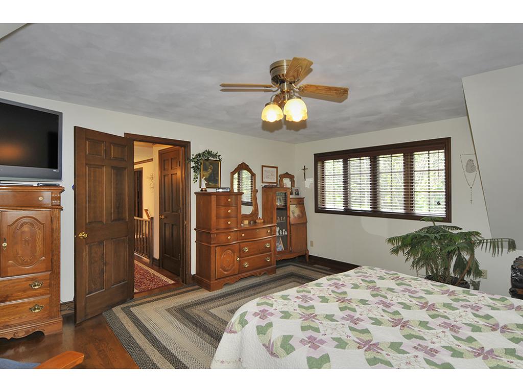 1106 Maple Ln, Faribault, MN 55021 photo 14