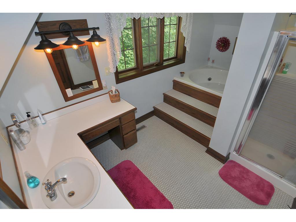 1106 Maple Ln, Faribault, MN 55021 photo 12