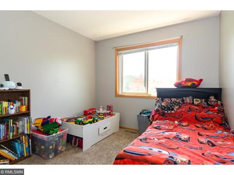 1333 Windcrest Ave, Eagan, MN 55123 photo 11
