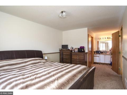 1333 Windcrest Ave, Eagan, MN 55123 photo 9