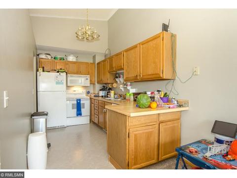 1333 Windcrest Ave, Eagan, MN 55123 photo 3