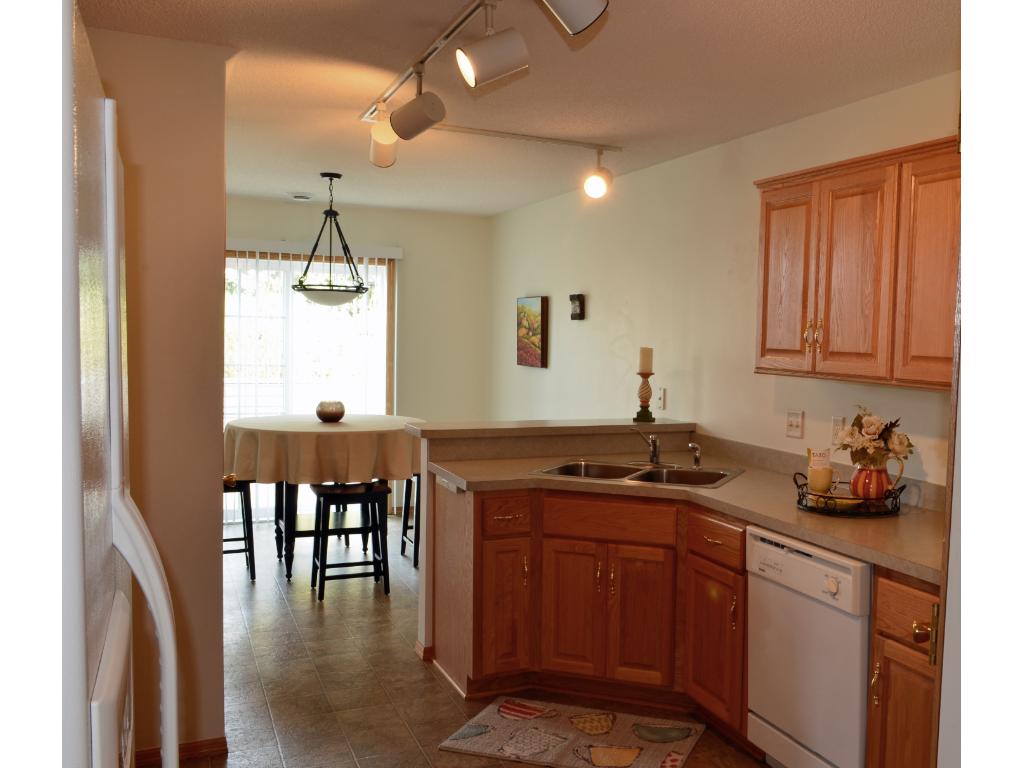 8446 Yukon Cir N, Champlin, MN 55316 photo 4