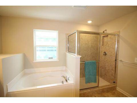 1272 Interlachen Dr, Eagan, MN 55123 photo 11