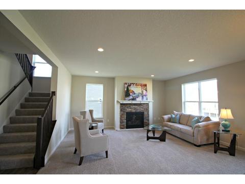 1272 Interlachen Dr, Eagan, MN 55123 photo 6