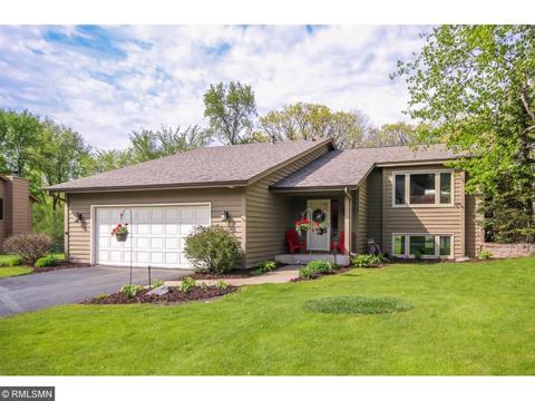 3638 Windtree Dr, Eagan, MN 55123 photo 1