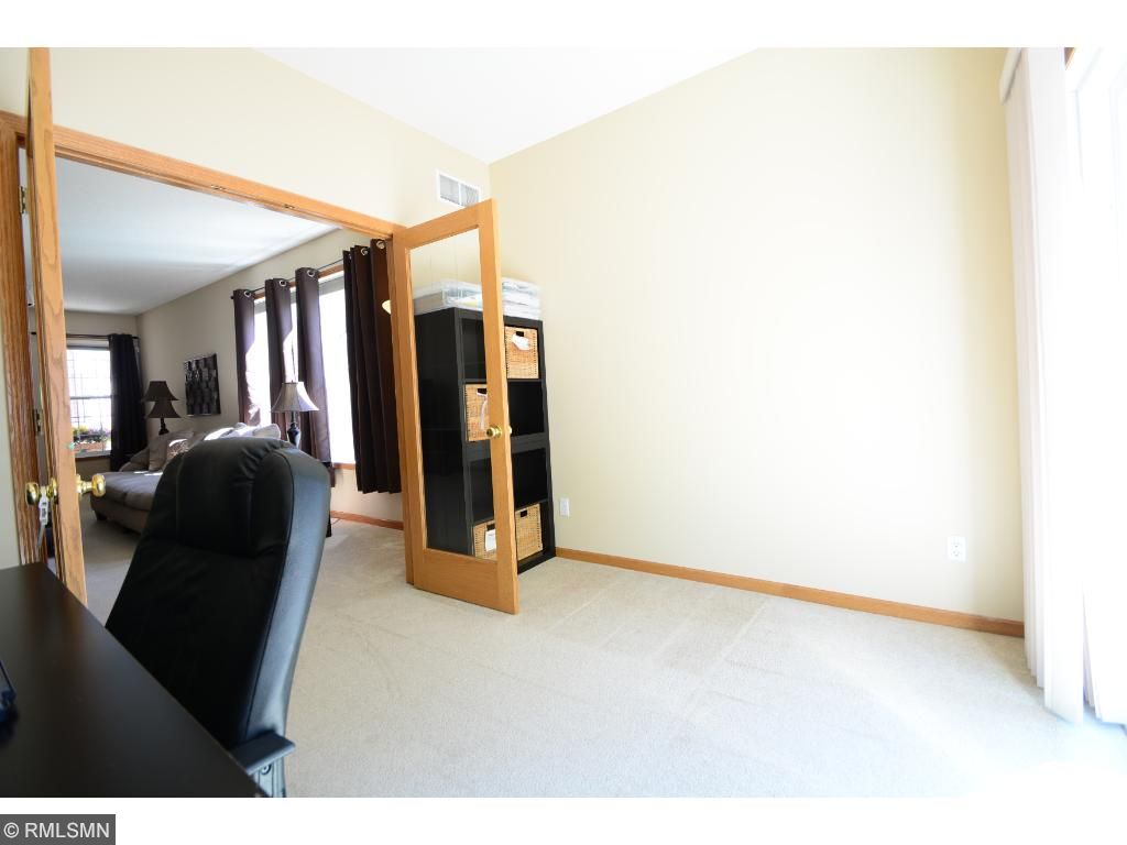 1660 Oakbrooke Way, Eagan, MN 55122 photo 9
