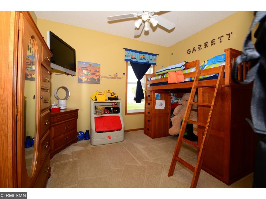 1660 Oakbrooke Way, Eagan, MN 55122 photo 17