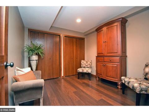 721 Summer Ln, Eagan, MN 55123 photo 17