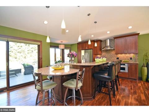 721 Summer Ln, Eagan, MN 55123 photo 1