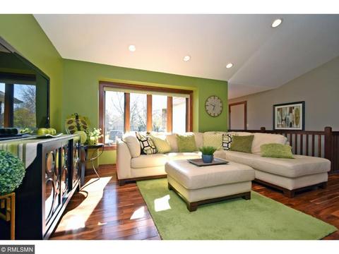 721 Summer Ln, Eagan, MN 55123 photo 7