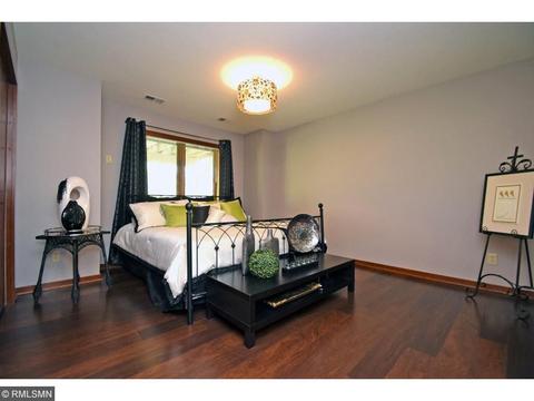 721 Summer Ln, Eagan, MN 55123 photo 18