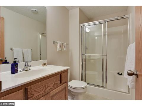 2198 Liberty Ln, Eagan, MN 55122 photo 17