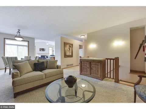 2198 Liberty Ln, Eagan, MN 55122 photo 5