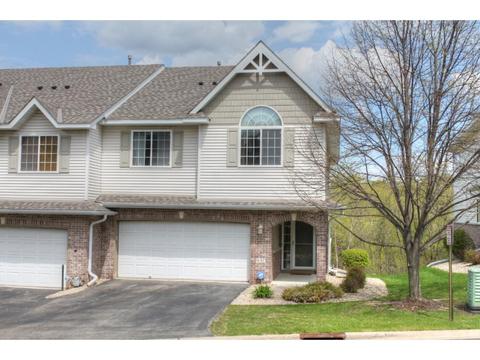 637 Crane Creek Ln, Eagan, MN 55121 photo 1