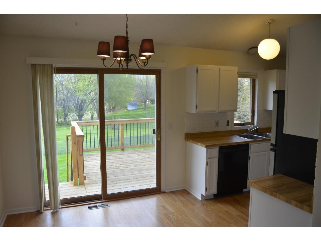 3707 Falcon Way, Eagan, MN 55123 photo 4
