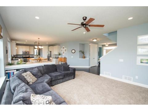 18041 Duncan Ct, Farmington, MN 55024 photo 8