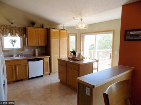 840 Plum Tree Ln, Somerset, WI 54025 photo 5