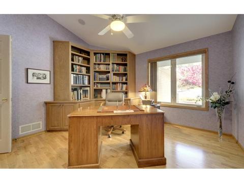 1502 Violet Ln, Eagan, MN 55122 photo 12