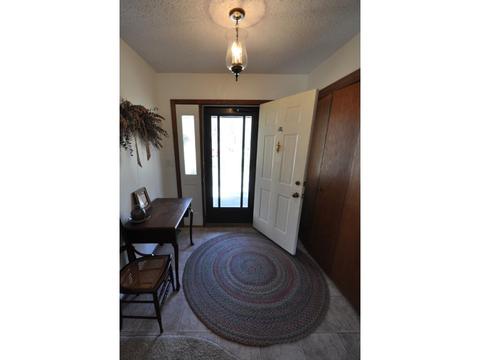 143 Carol Ln, Brainerd, MN 56401 photo 2
