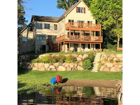 2128 Centerview Ln, Mound, MN 55364 photo 1