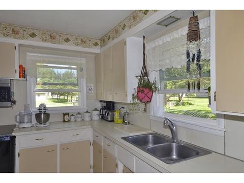 1139 8th Ave SW, Faribault, MN 55021 photo 5