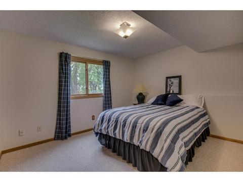 1584 Pacific Ave, Eagan, MN 55122 photo 19