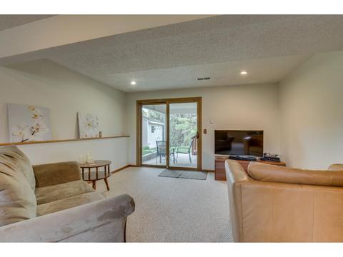 1584 Pacific Ave, Eagan, MN 55122 photo 17