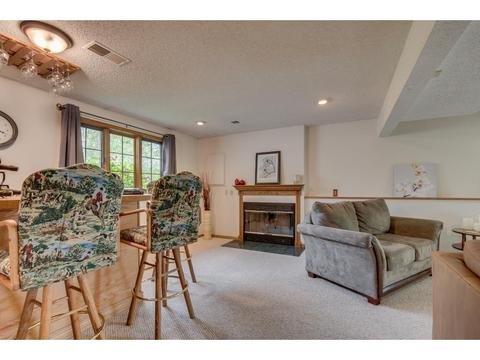 1584 Pacific Ave, Eagan, MN 55122 photo 15