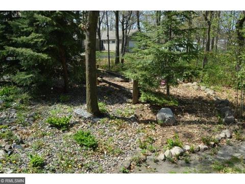2216 Spruce Dr, Brainerd, MN 56401 photo 2