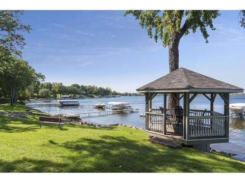 2860 Inner Rd, Wayzata, MN 55391 photo 2