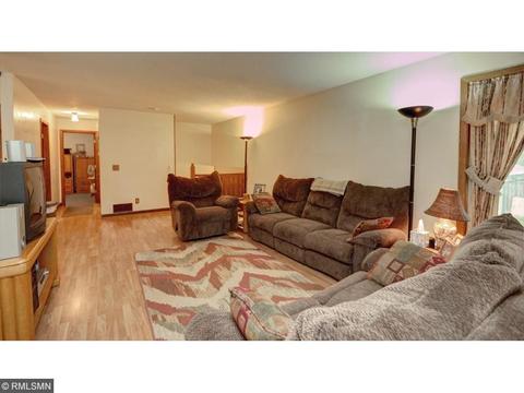 205 Walnut Ave SW, Saint Michael, MN 55376 photo 5
