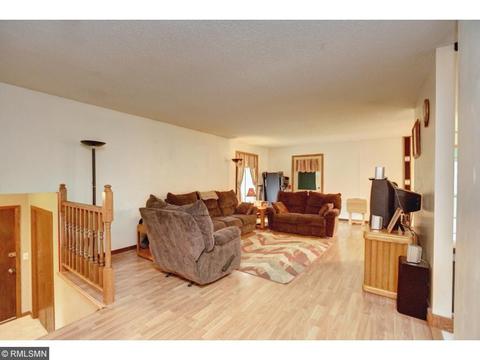 205 Walnut Ave SW, Saint Michael, MN 55376 photo 13