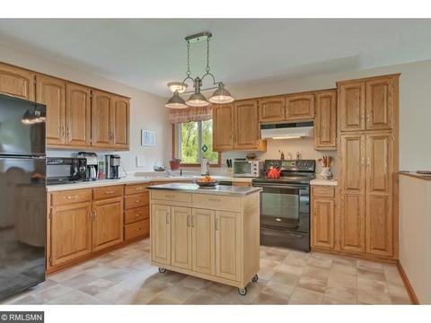 2623 Serenity Dr, Saint Cloud, MN 56301 photo 2