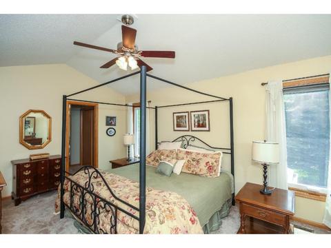 524 Hackmore Ct, Eagan, MN 55123 photo 20