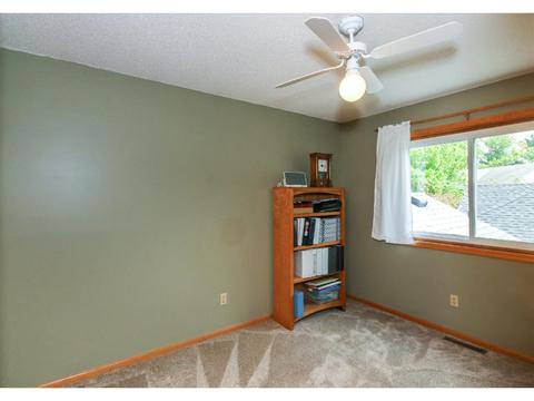 524 Hackmore Ct, Eagan, MN 55123 photo 15
