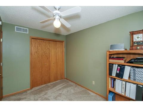 524 Hackmore Ct, Eagan, MN 55123 photo 16