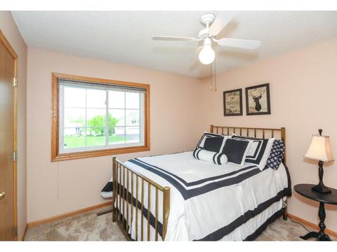 524 Hackmore Ct, Eagan, MN 55123 photo 14