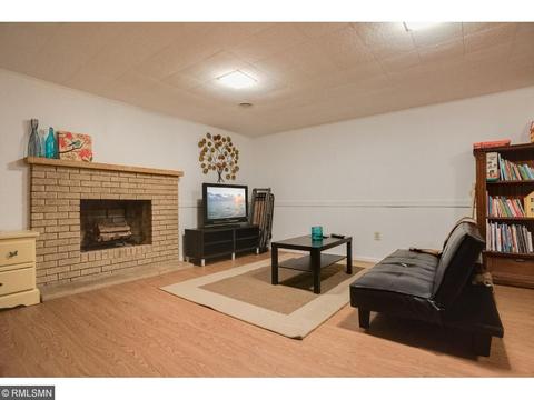 2401 Overlook Dr, Bloomington, MN 55431 photo 18