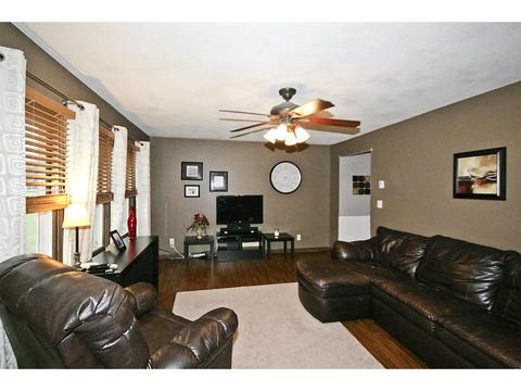 1705 12th St E, Glencoe, MN 55336 photo 3