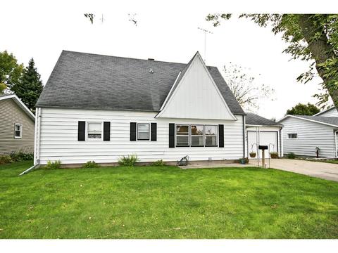 1705 12th St E, Glencoe, MN 55336 photo 1