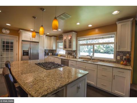 9845 Morgan Ave S, Bloomington, MN 55431 photo 1